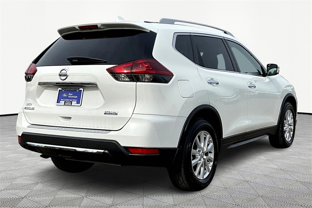 Used 2019 Nissan Rogue S with VIN 5N1AT2MT1KC796105 for sale in Kansas City