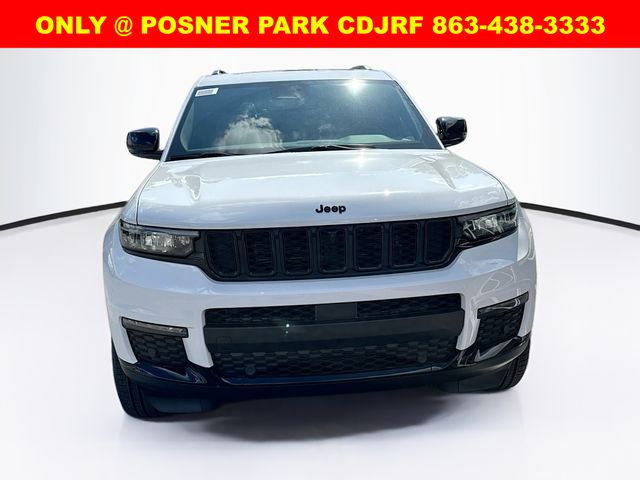 2025 Jeep Grand Cherokee Limited photo 2