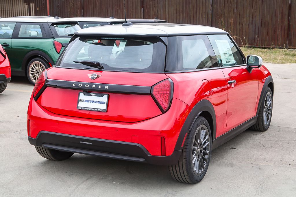 2025 Mini Cooper Signature photo 6