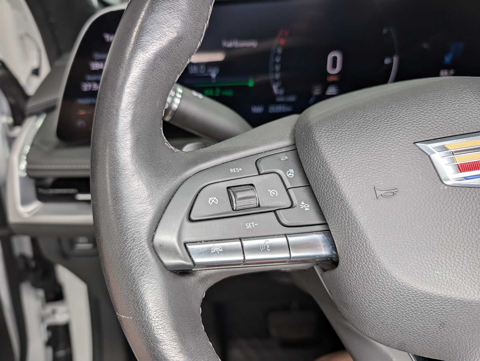 2024 Cadillac XT4 Premium Luxury photo 32