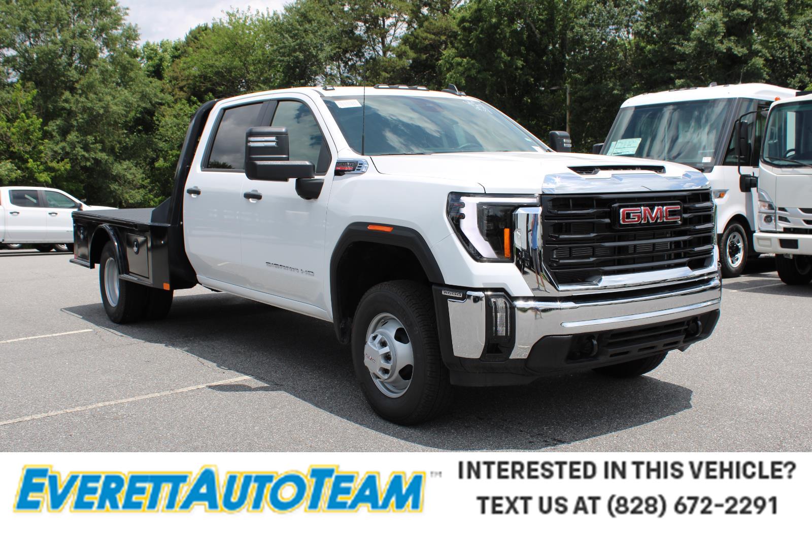 2025 GMC Sierra 3500 Chassis Cab Pro's photo