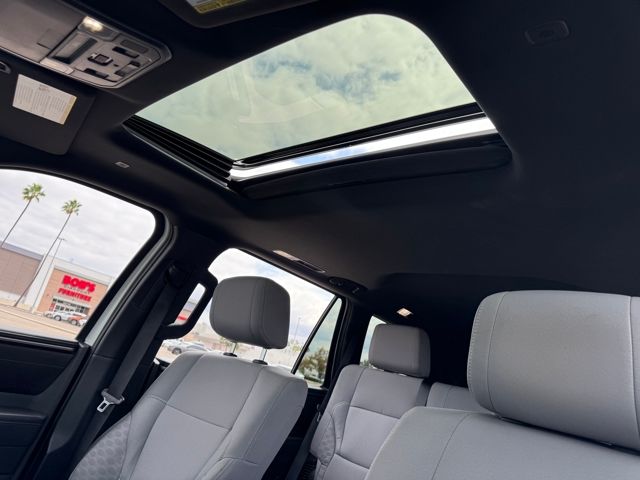 2025 Toyota Sequoia SR5 photo 16