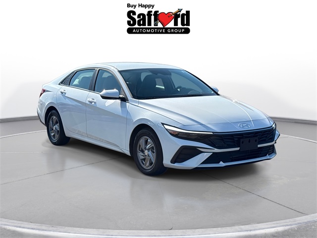 2025 Hyundai Elantra SE photo 9