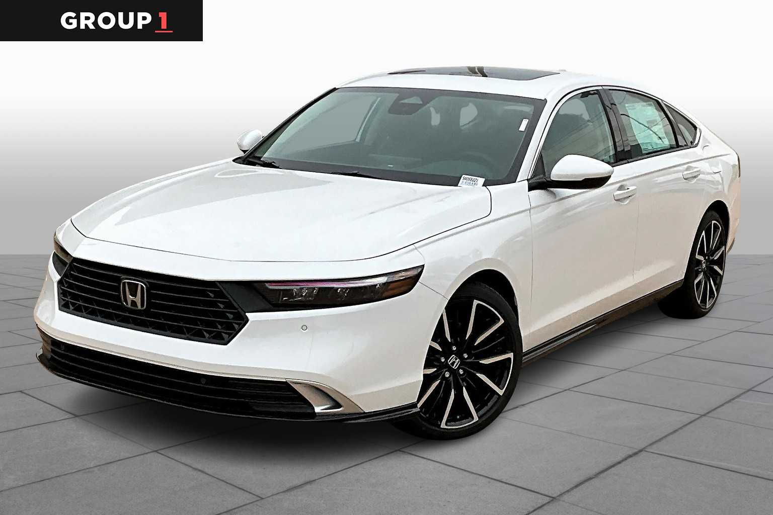 2025 Honda Accord Hybrid Touring's photo
