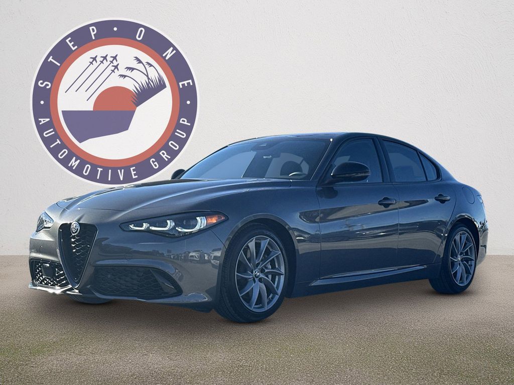 2024 Alfa Romeo Giulia Sprint's photo
