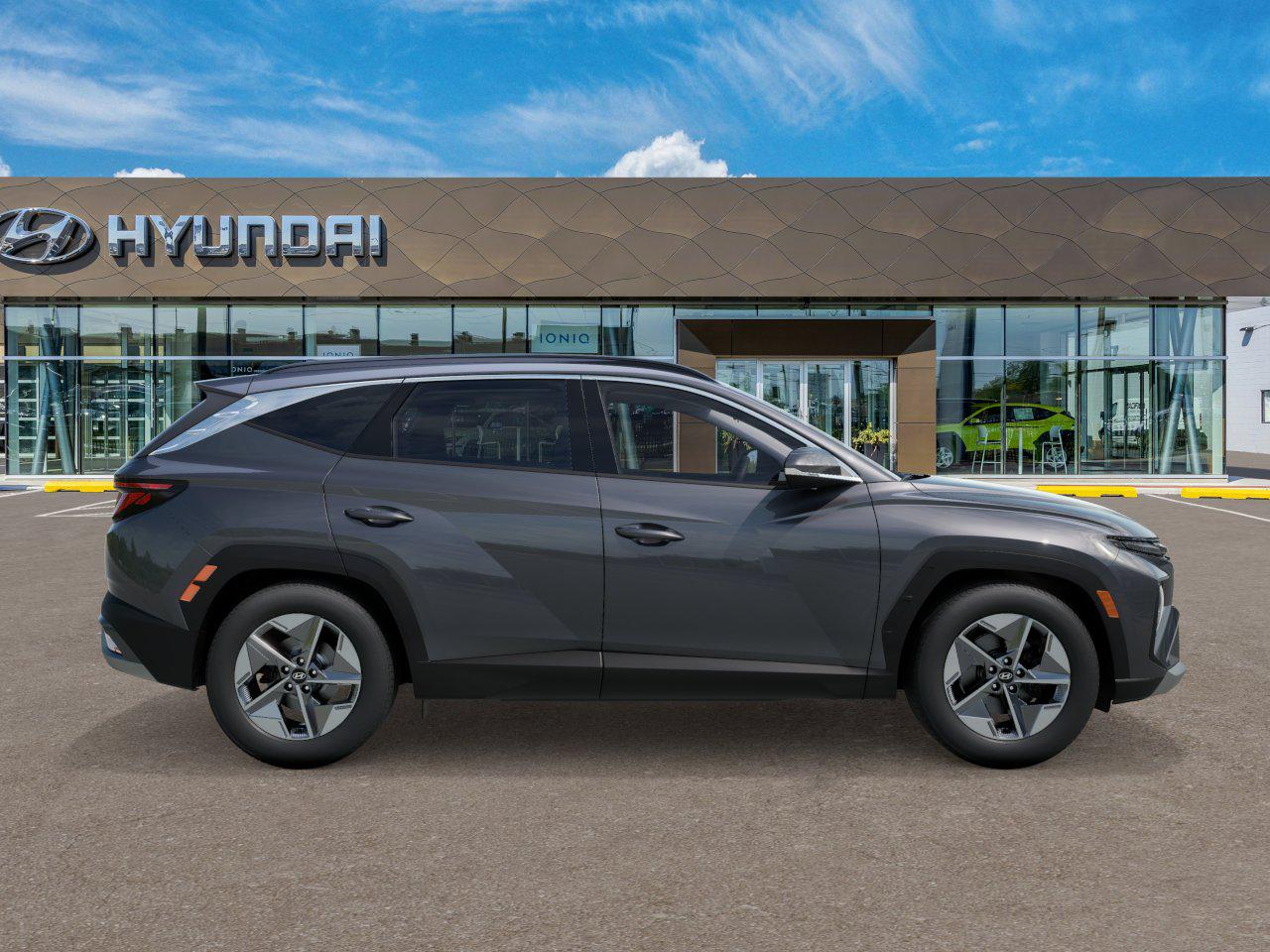 2026 Hyundai Tucson SEL photo 6
