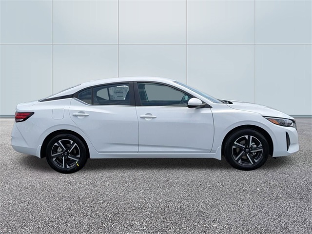 2025 Nissan Sentra SV photo 4