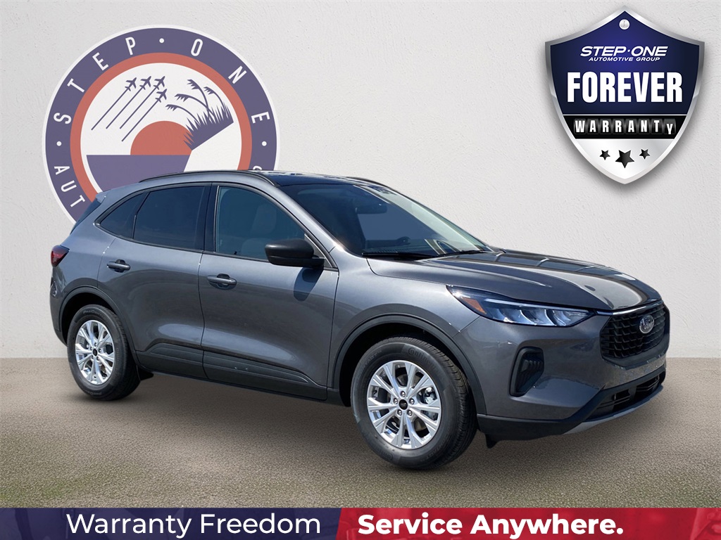 2025 Ford Escape Active's photo