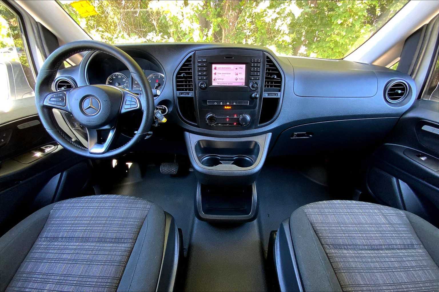 2016 Mercedes Benz Metris photo 15