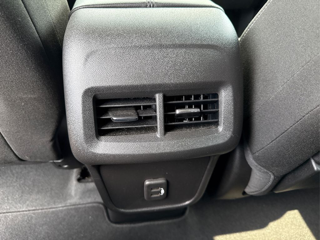 2023 Gmc Terrain SLE photo 29