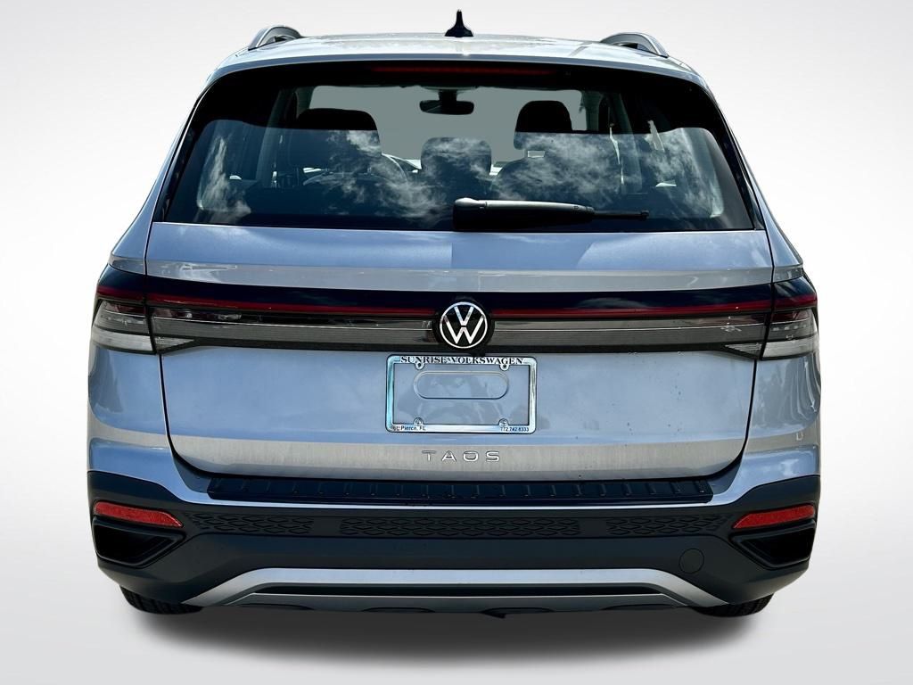 2025 Volkswagen Taos S photo 3