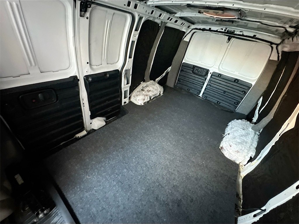 2016 Gmc Savana Cargo 3500 photo 22
