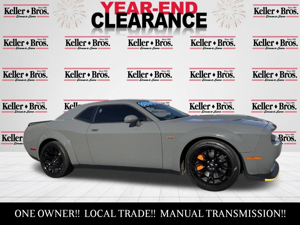 2023 Dodge Challenger R/T's photo