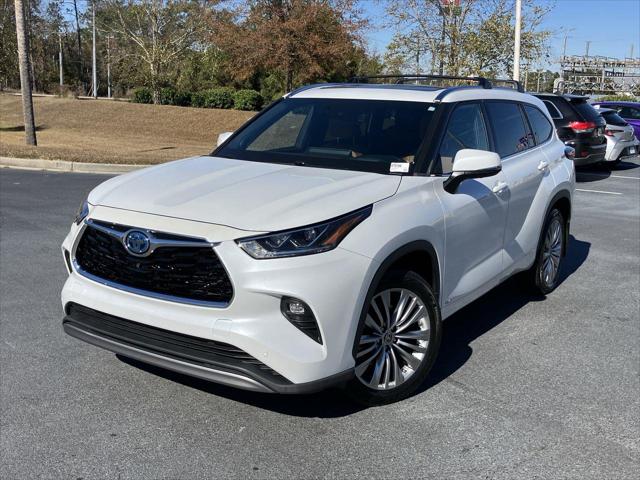 2022 Toyota Highlander Platinum