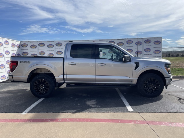 2025 Ford F-150 XLT's photo