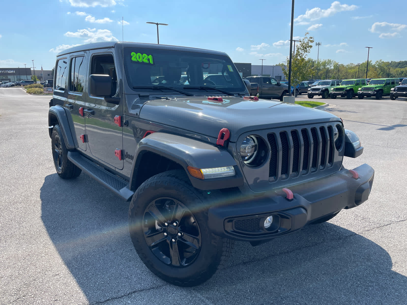 2021 Jeep Wrangler Unlimited Sahara Altitude photo 2