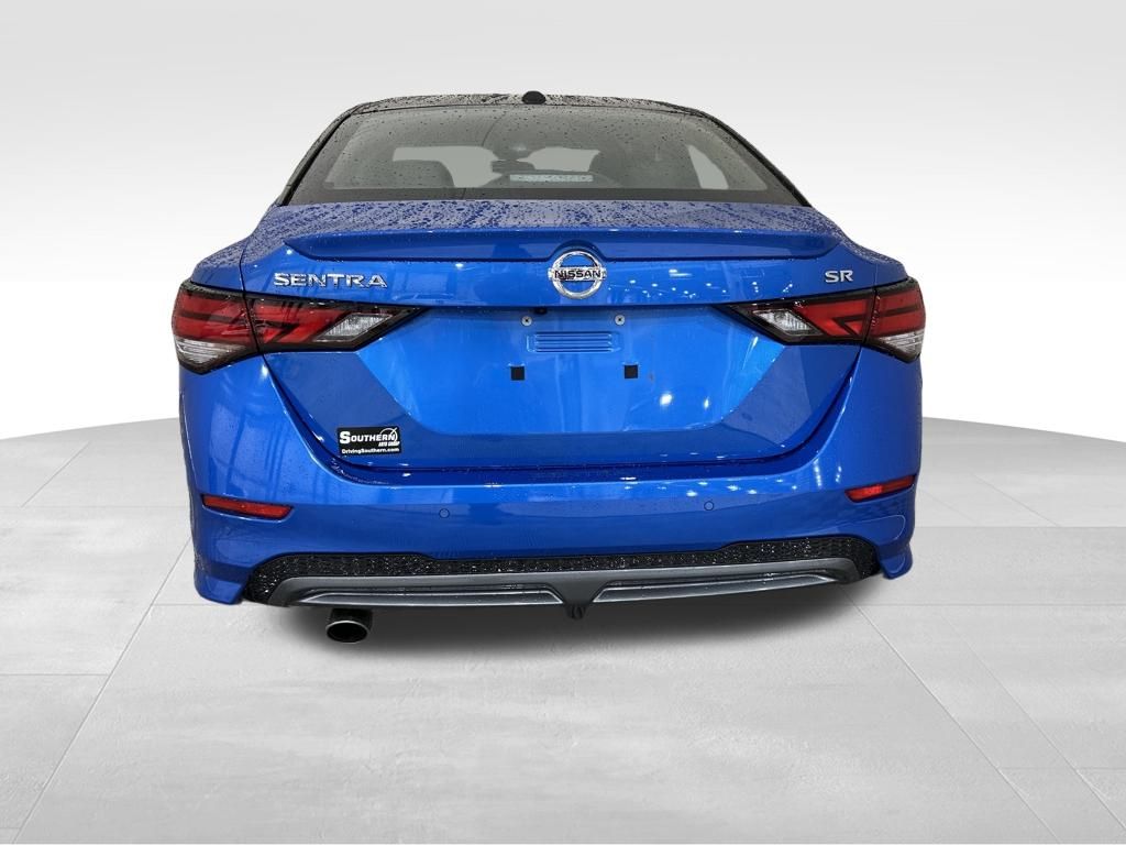 2023 Nissan Sentra SR Premium photo 4