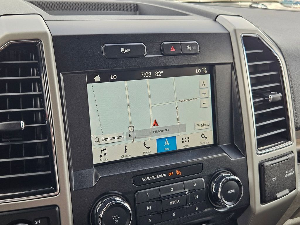 2018 Ford F-150 Lariat photo 16
