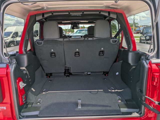 2025 Jeep Wrangler Sport S photo 21