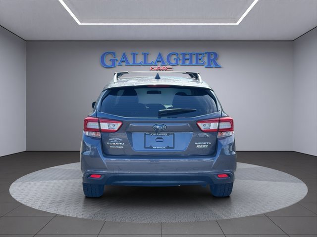 2017 Subaru Impreza Premium photo 6