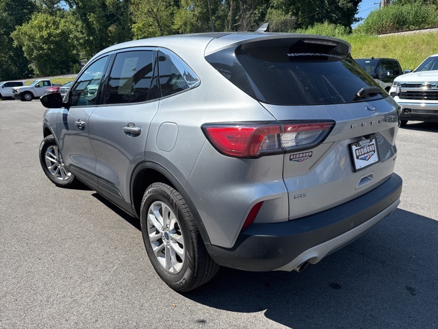 2022 Ford Escape SE photo 6