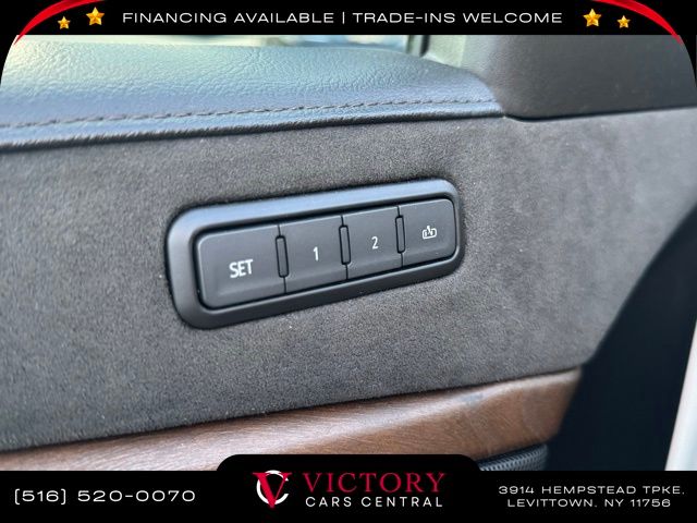 2020 Cadillac Escalade Luxury photo 13