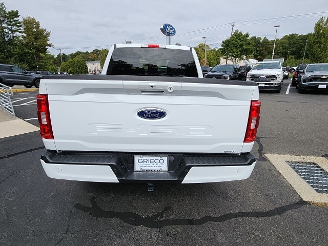 2023 Ford F-150 XLT photo 4