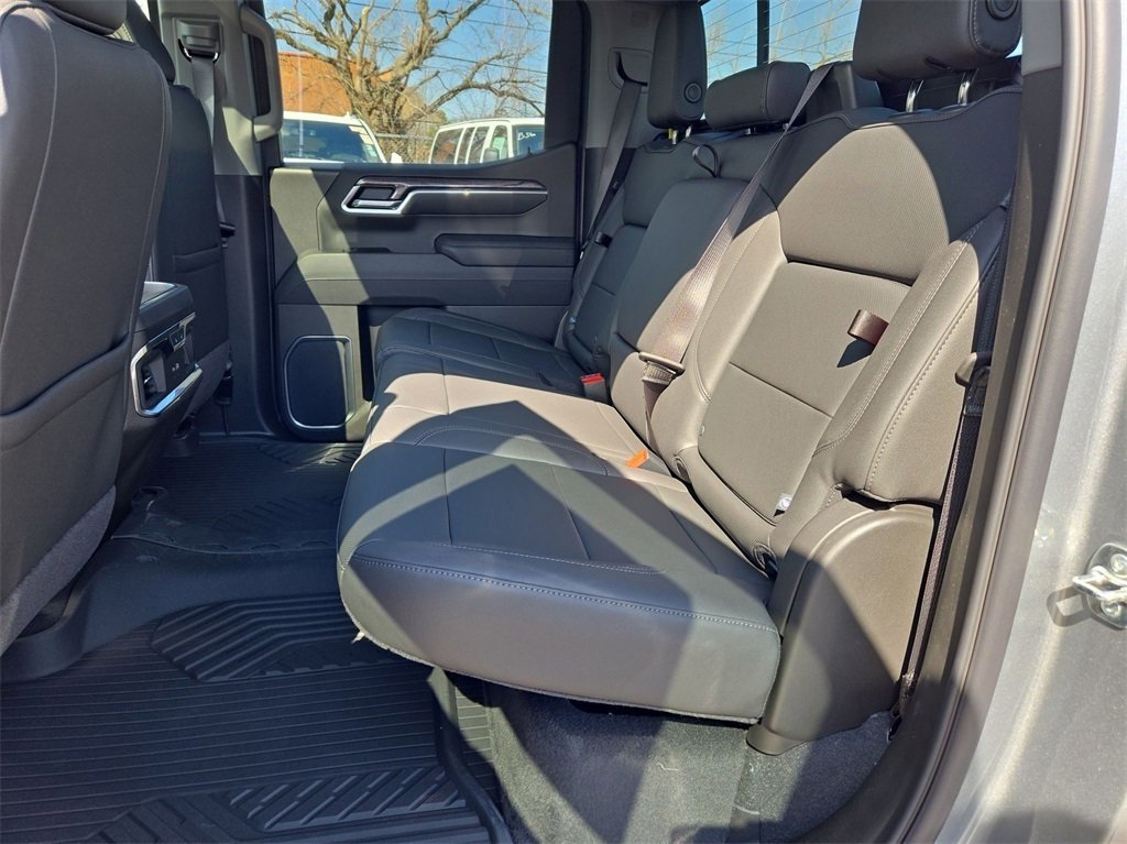 2025 Chevrolet Silverado 1500 LTZ photo 29
