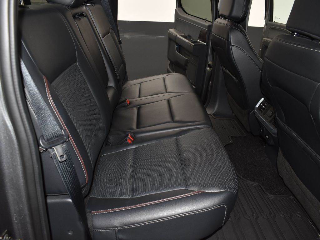 2022 Ford F-150 Lariat King Ranch photo 18