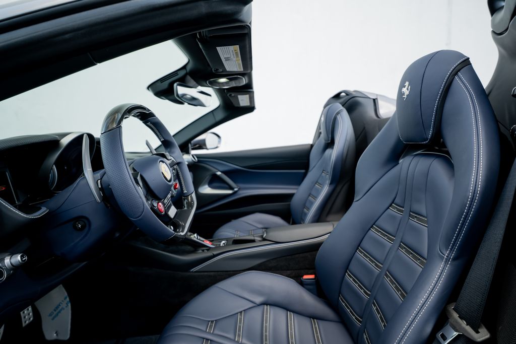 2022 Ferrari 812 GTS photo 32