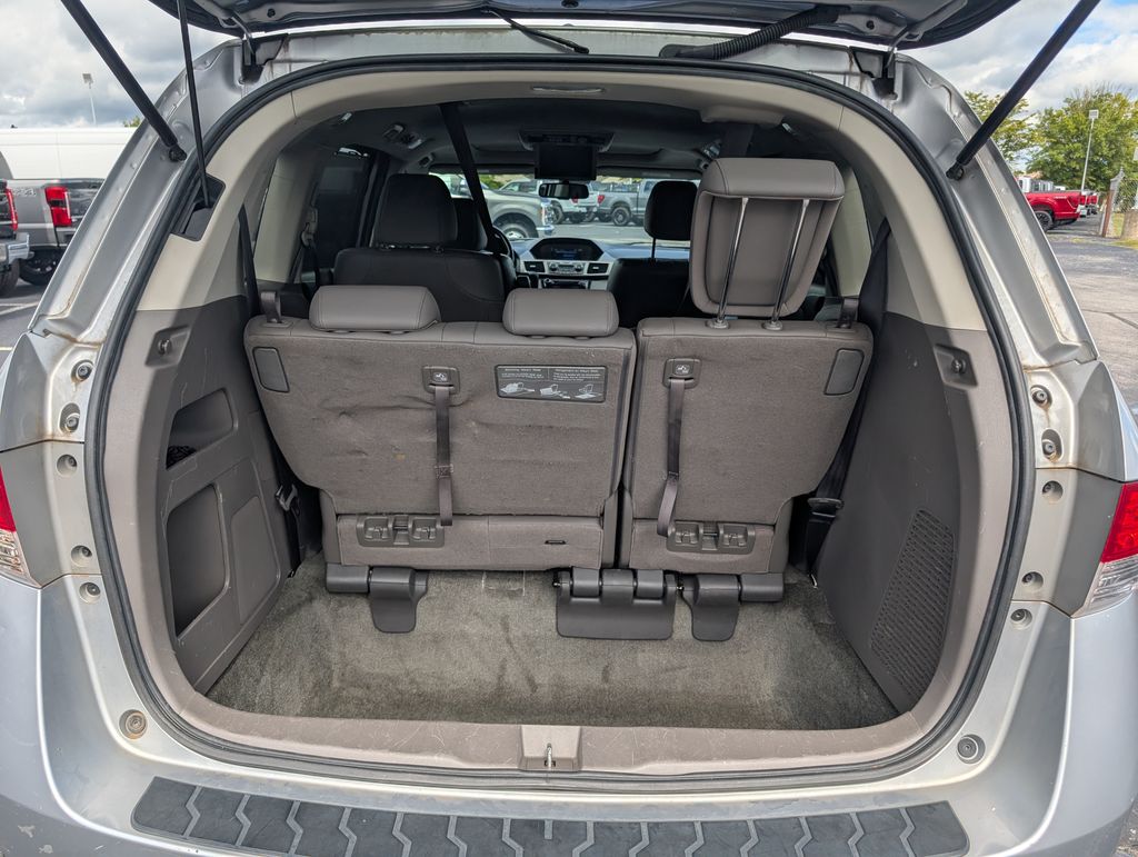 2016 Honda Odyssey EX-L photo 7