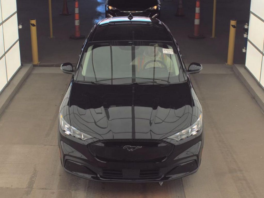 2025 Ford Mustang Mach-E Select photo 3