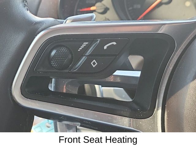 2016 Porsche Cayenne Base photo 19