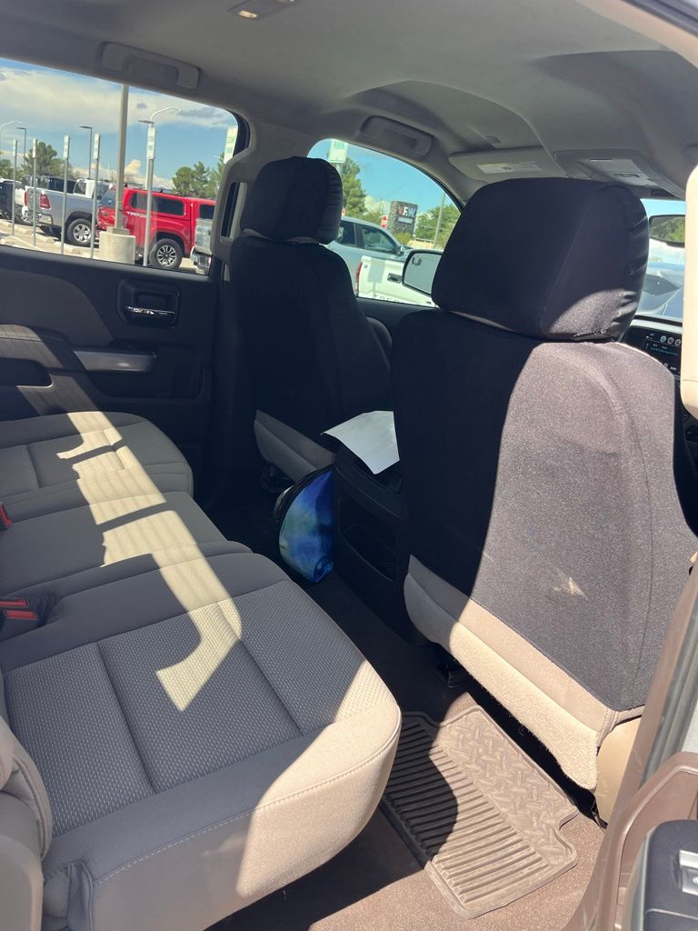 2018 Chevrolet Silverado 1500 LT photo 16