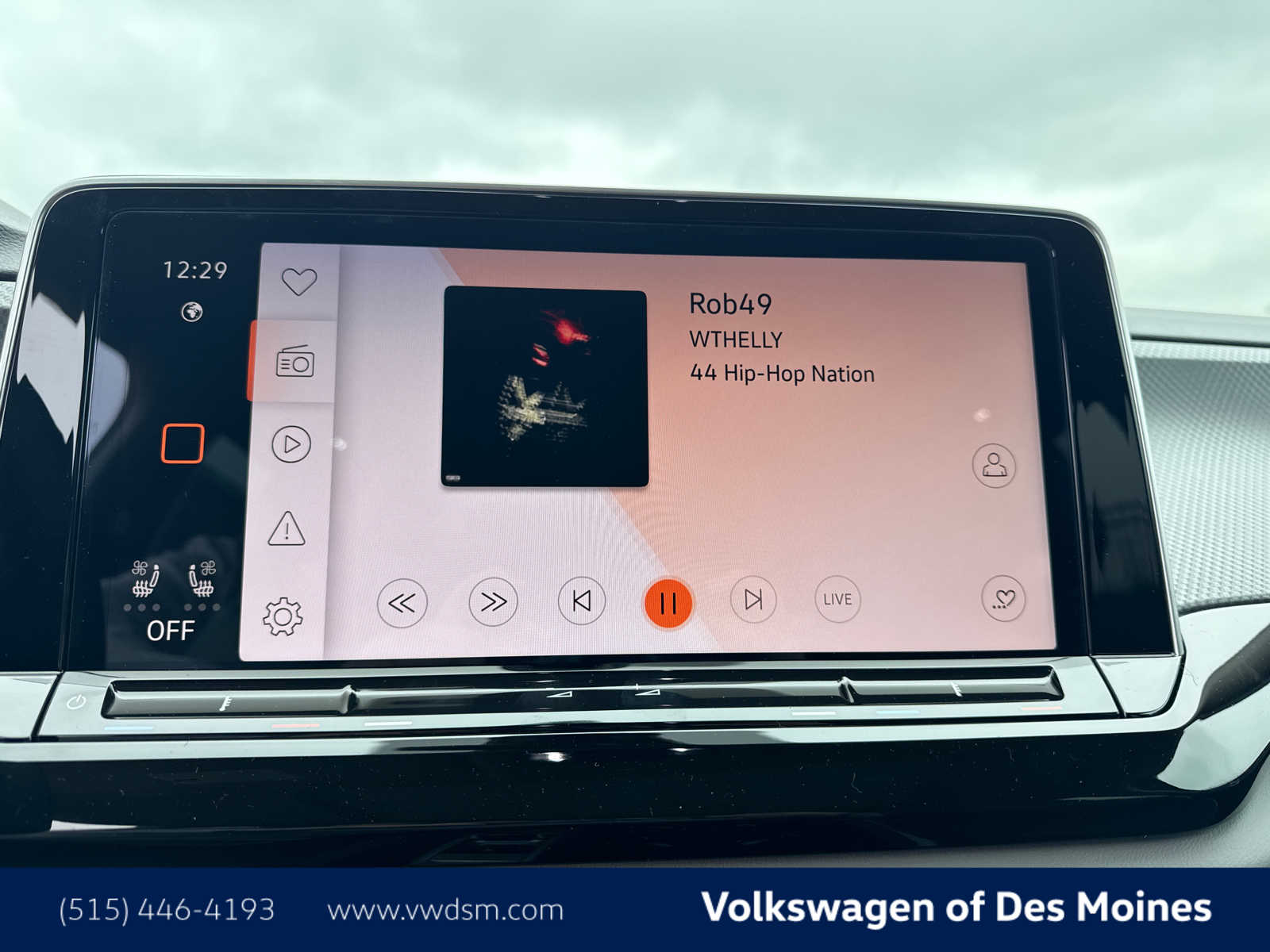 2025 Volkswagen Atlas Peak Edition SE photo 15