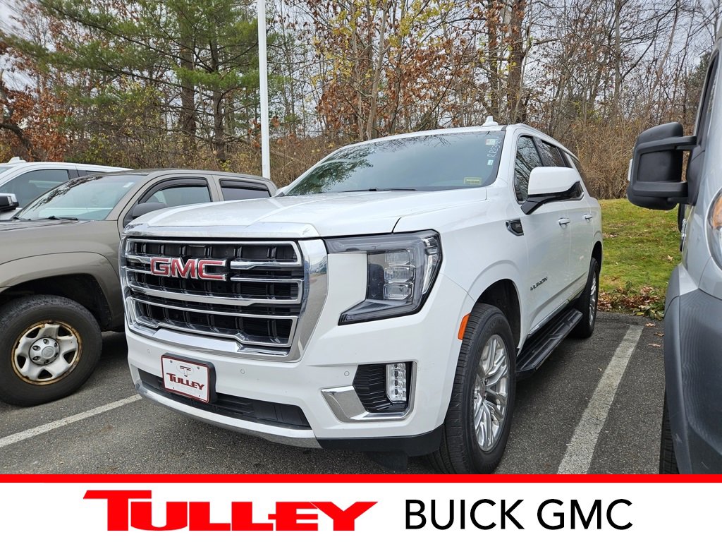 2024 GMC Yukon SLT's photo