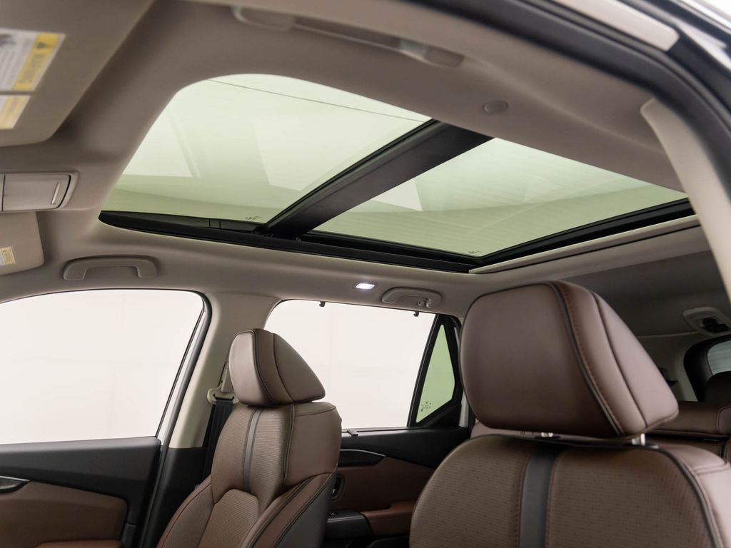 2025 Honda Pilot Elite photo 12