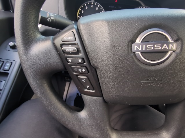 2023 Nissan Frontier SV photo 17