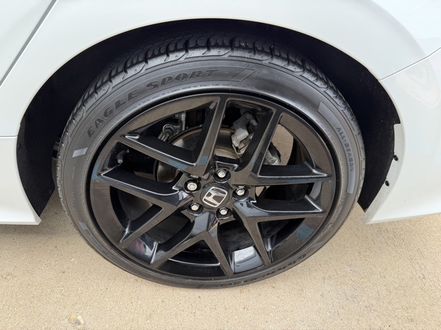 2022 Honda Civic Sport photo 3