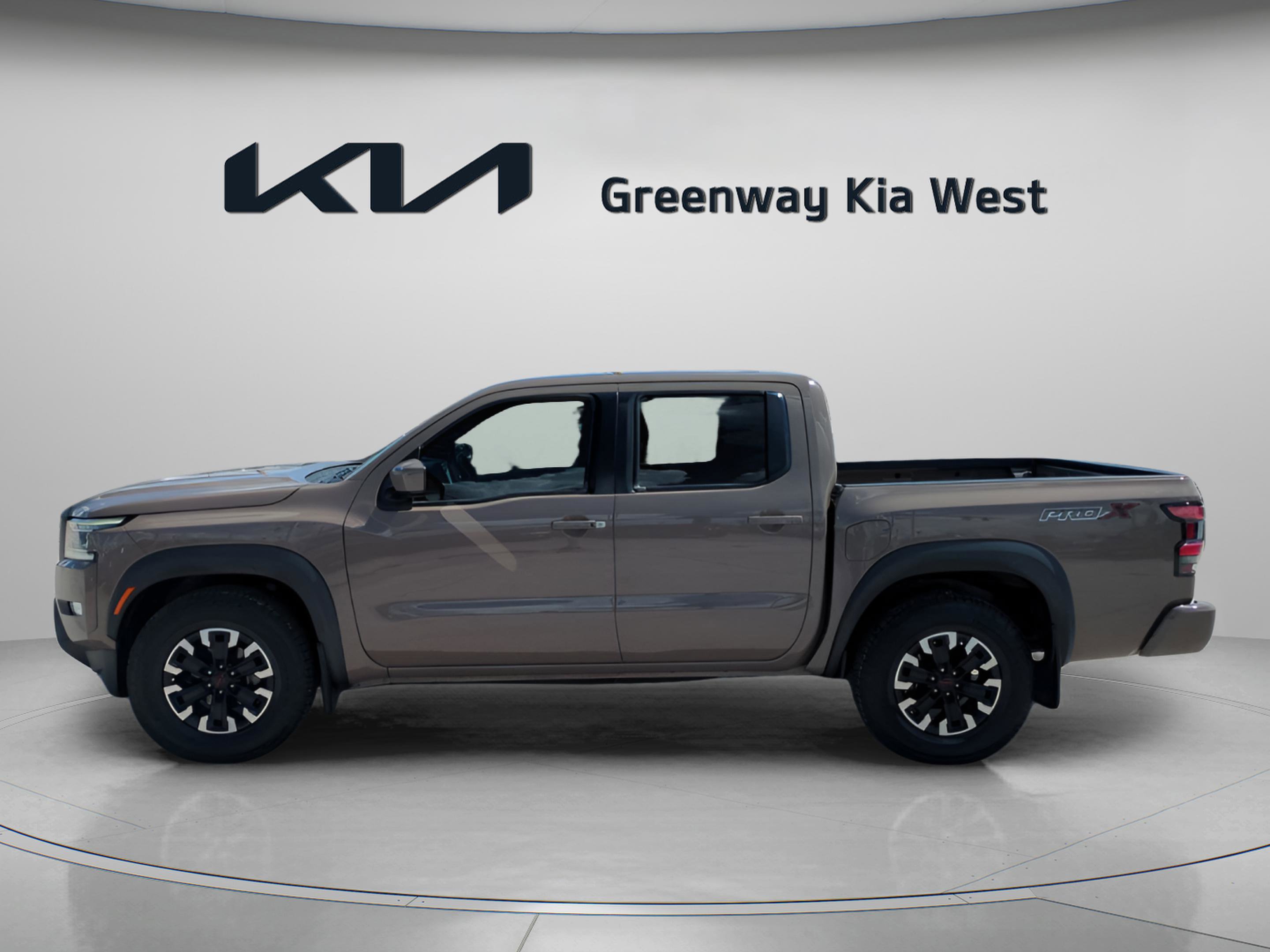 2023 Nissan Frontier PRO-X Crew Cab photo 4