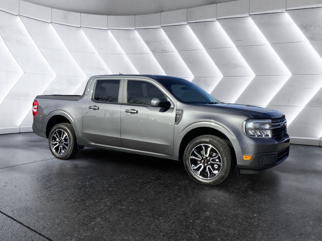 2023 Ford Maverick Lariat's photo