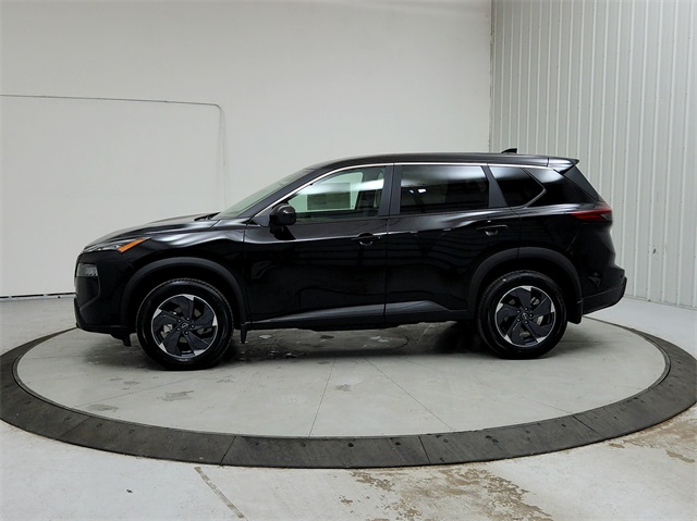 2025 Nissan Rogue SV photo 4