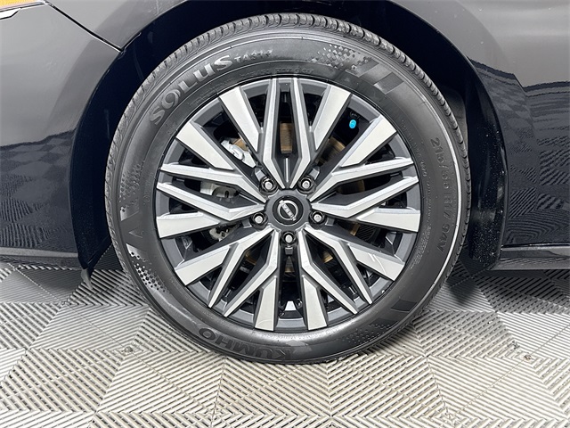 2024 Nissan Altima 2.5 SV photo 4