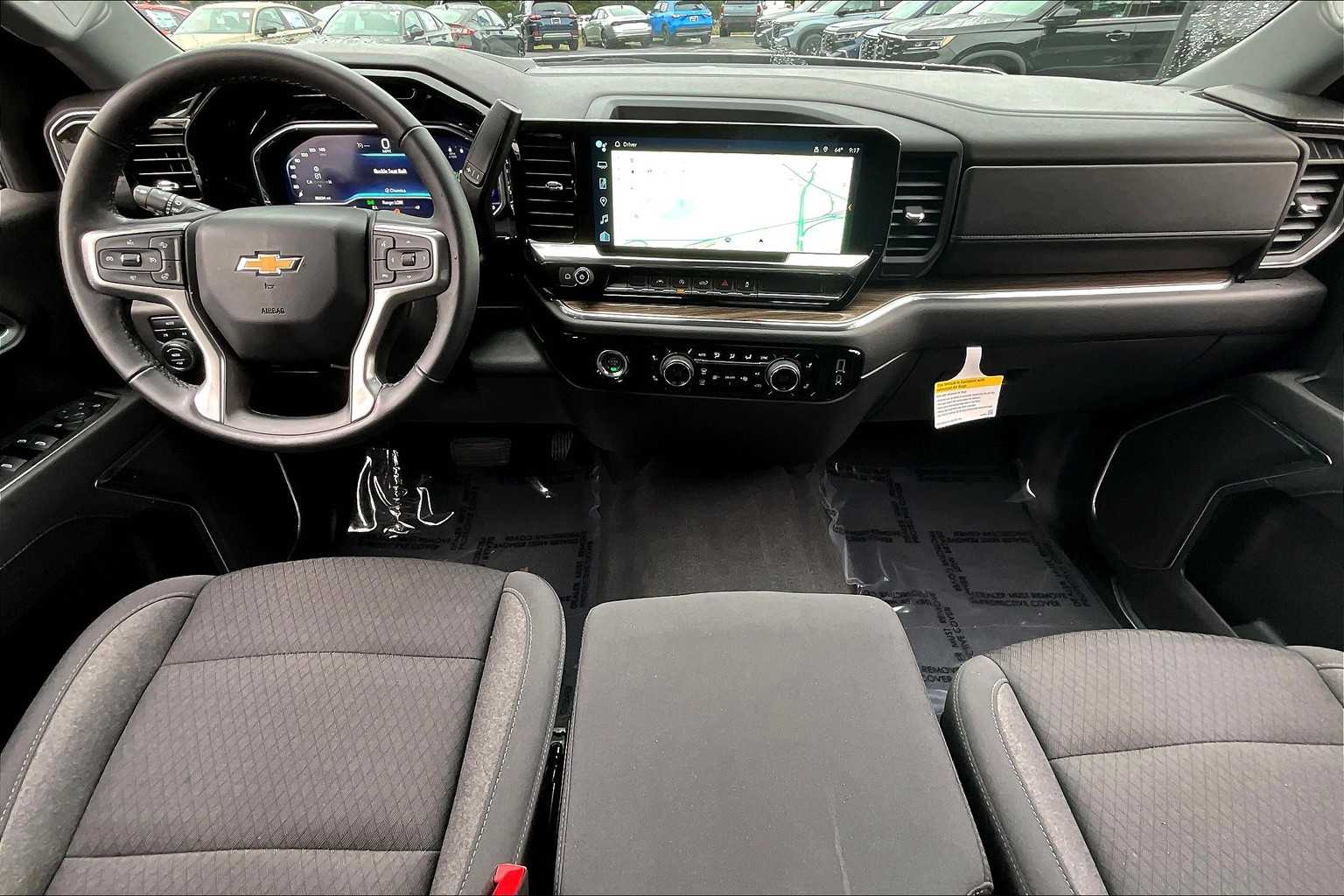 2022 Chevrolet Silverado 1500 LT photo 13