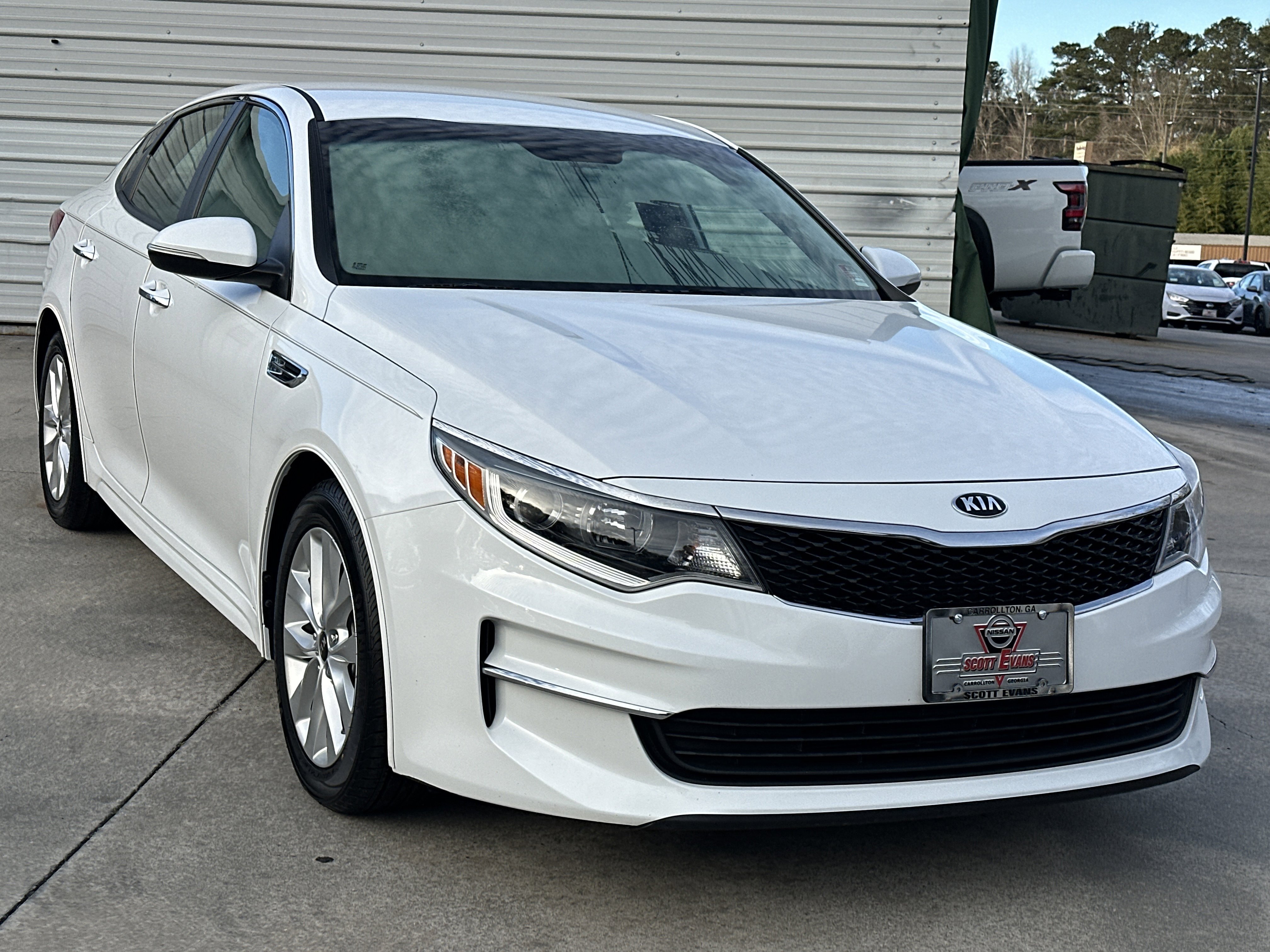2018 Kia Optima LX's photo