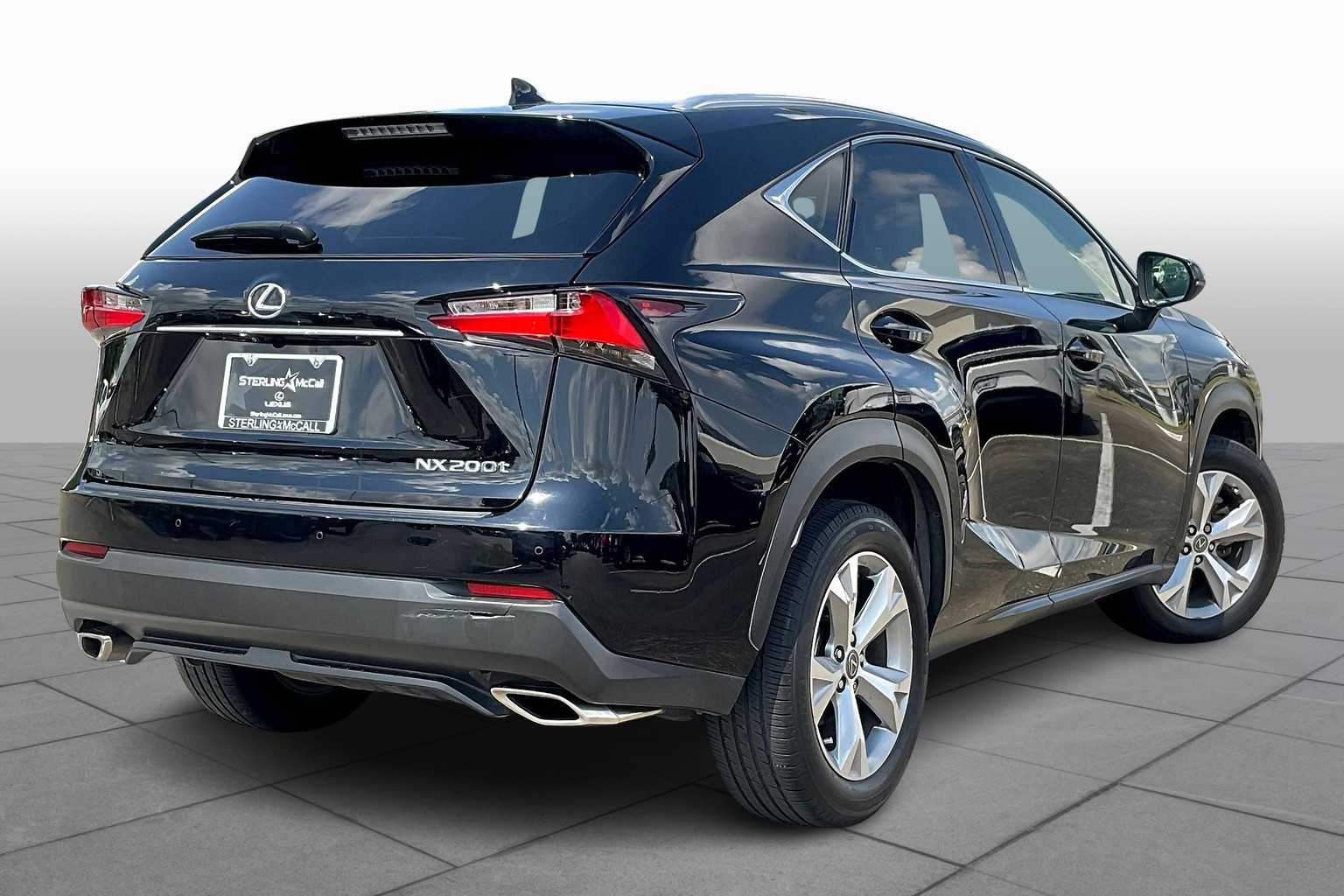 2017 Lexus NX 200t Luxury photo 10