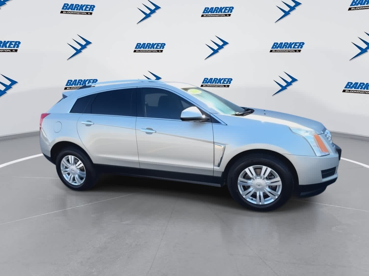 2016 Cadillac SRX Luxury photo 2