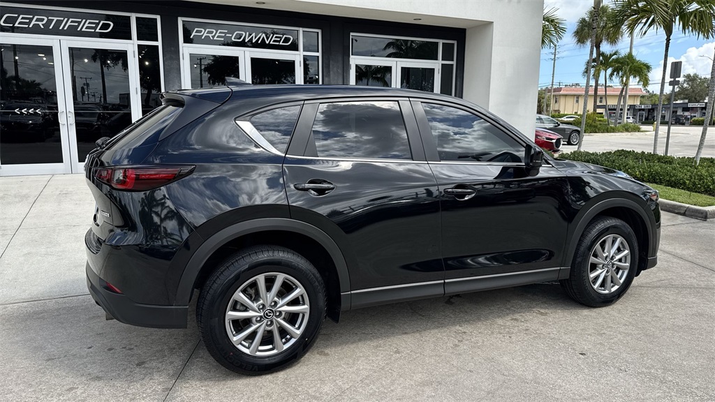 2023 Mazda CX-5 2.5 S Preferred photo 4