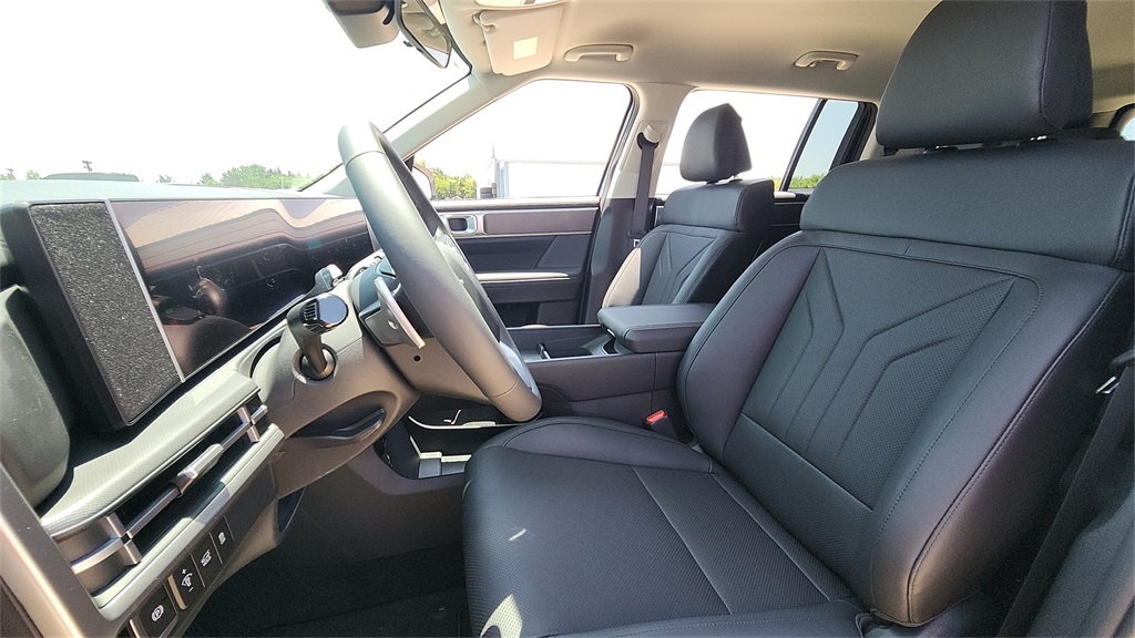 2026 Hyundai Santa Fe SEL photo 15
