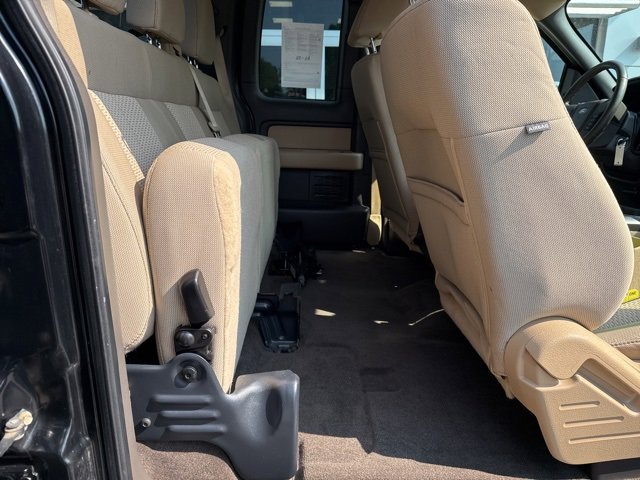 2011 Ford F-150 XL photo 34